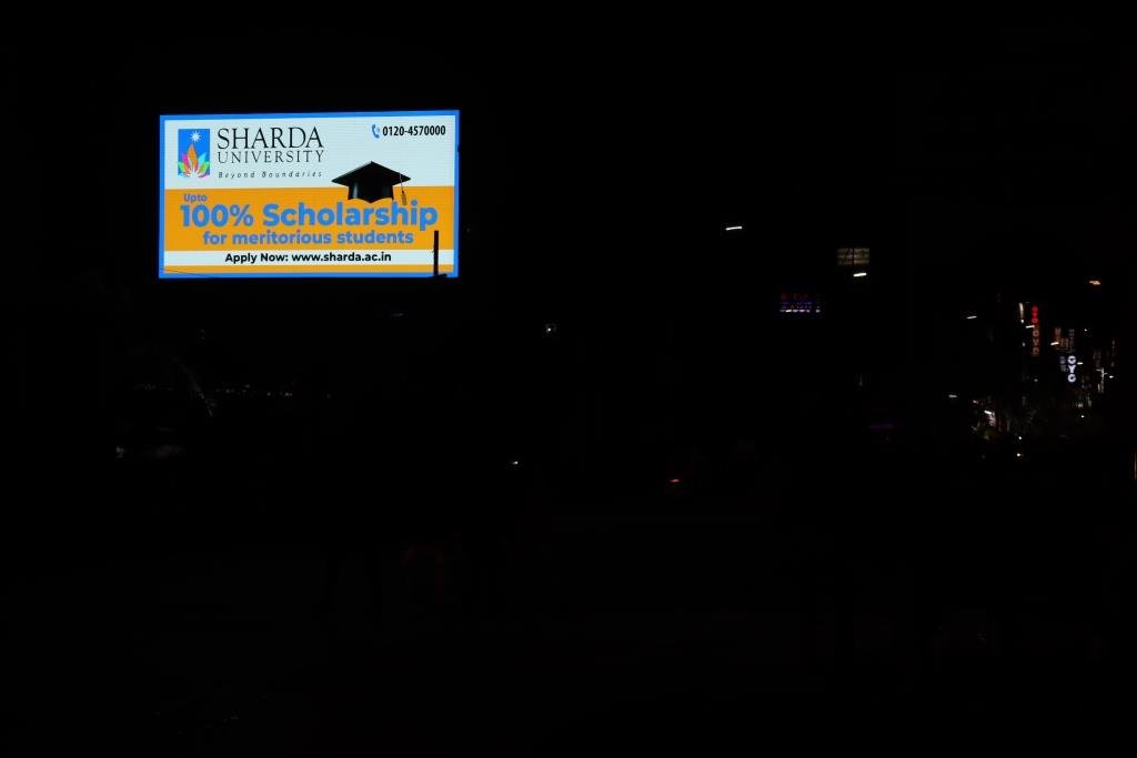 SAB Mall Sector 18/27 Red Light