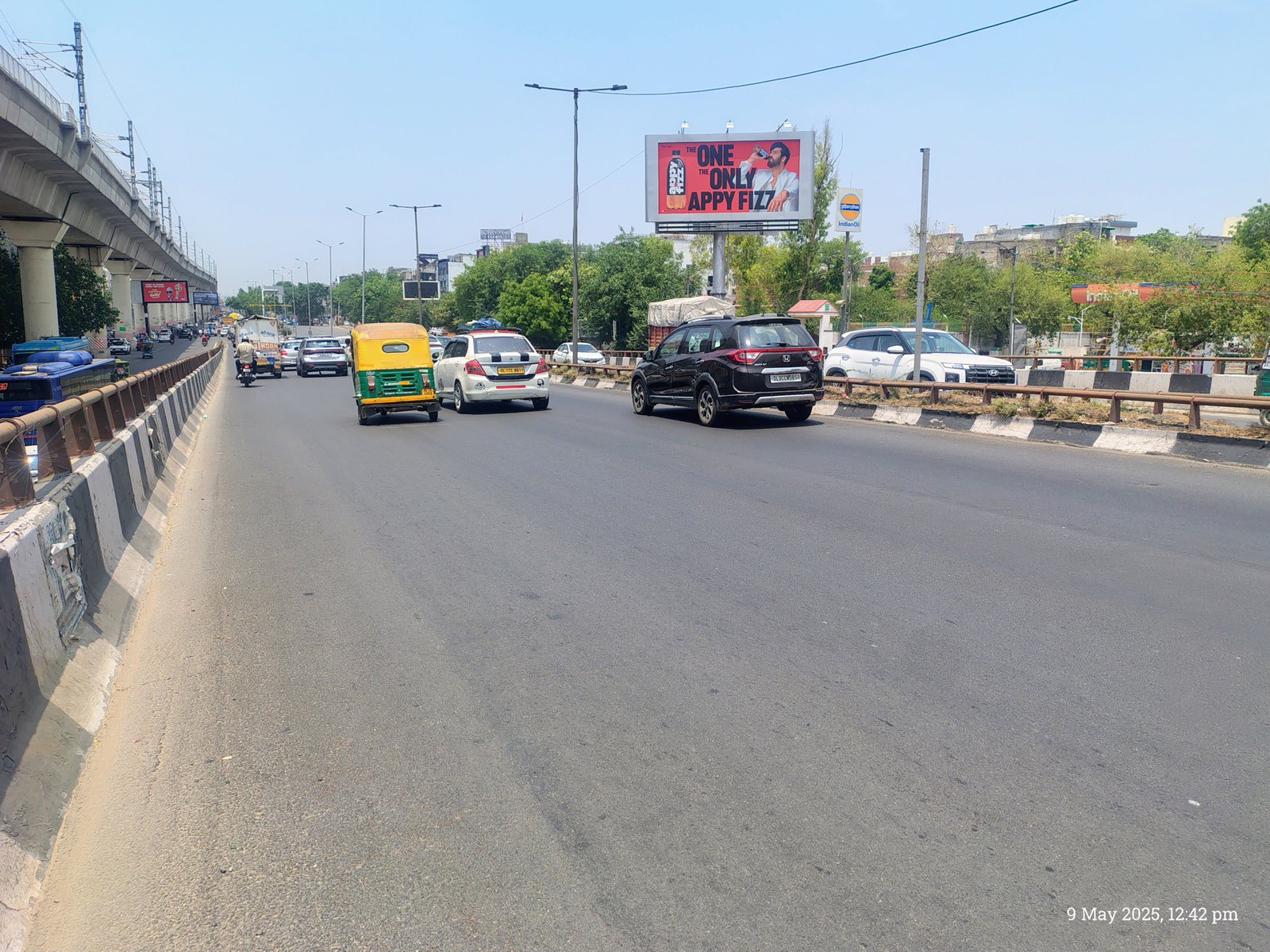 Mayapuri Flyover 1 B  (Jageer Hotel)