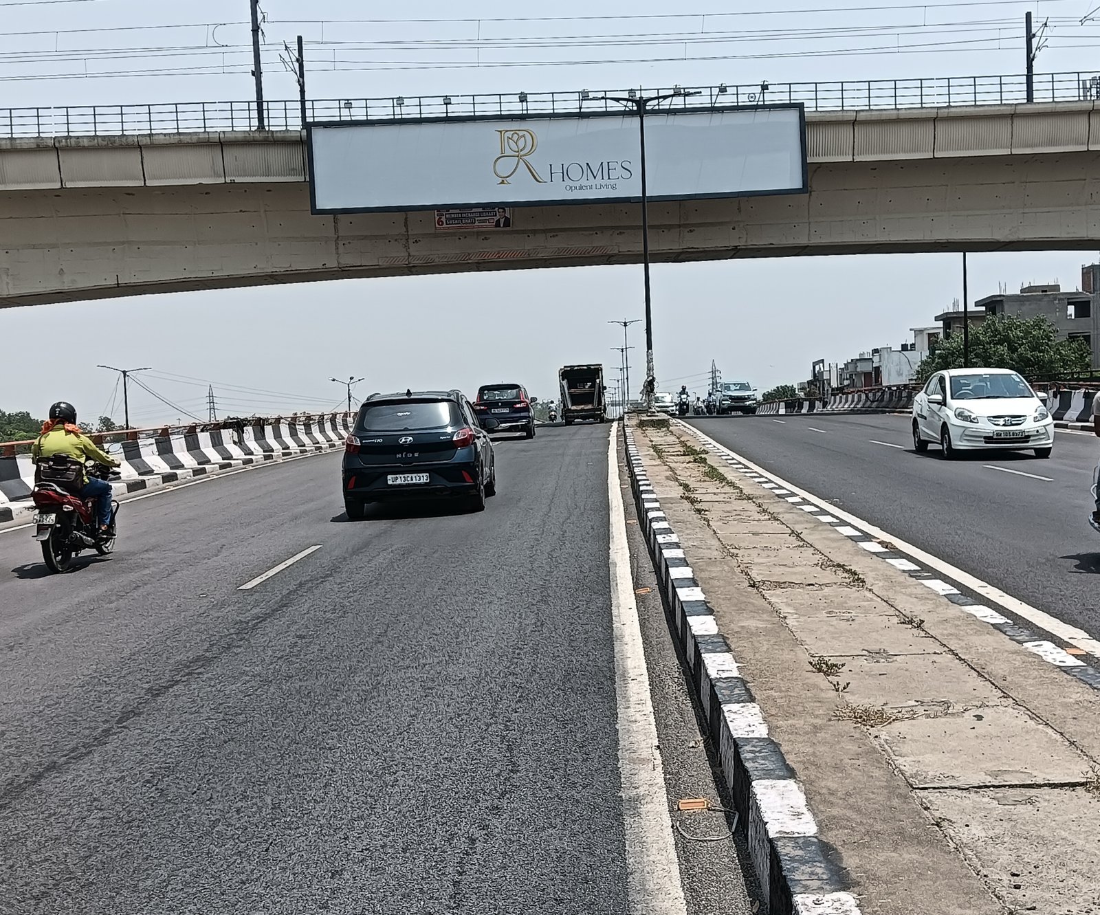 Preet Vihar/Karkardooma Flyover
