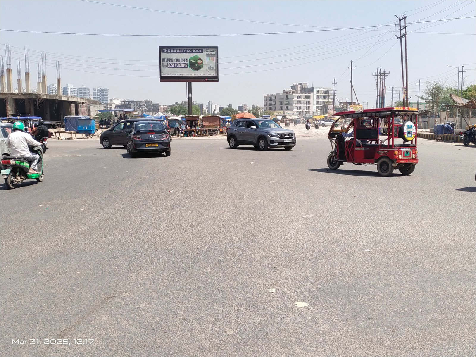 Gaur City 2 Near Manthan School