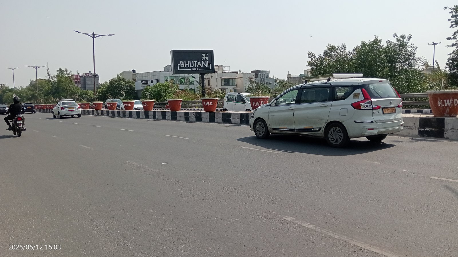 Defence Colony Flyover twds Moolchand (2)