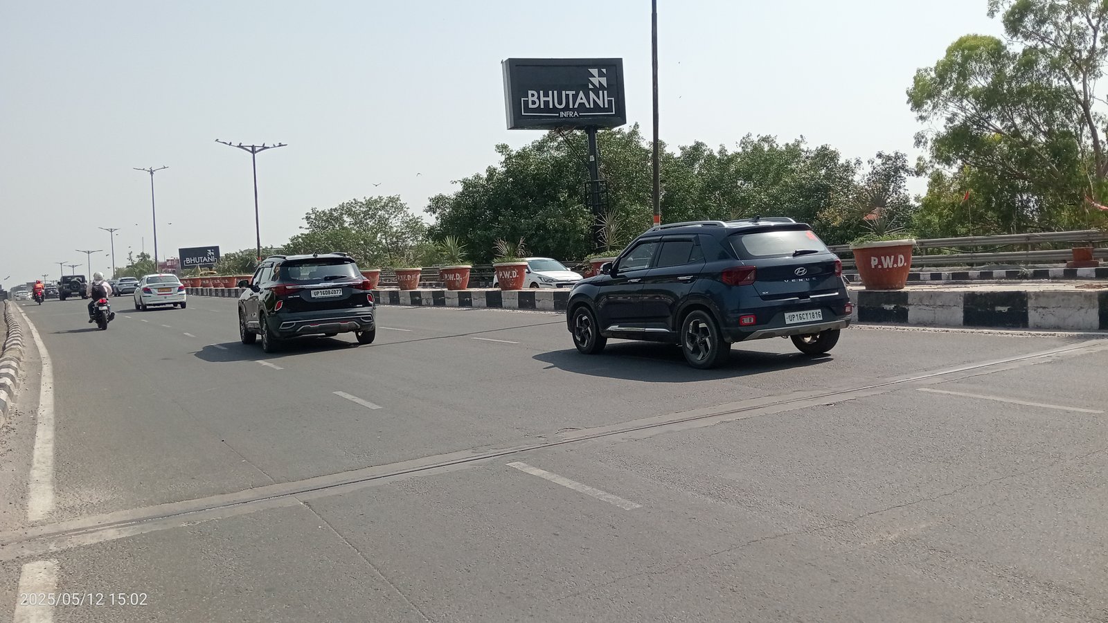 Defence Colony Flyover twds Moolchand (2)