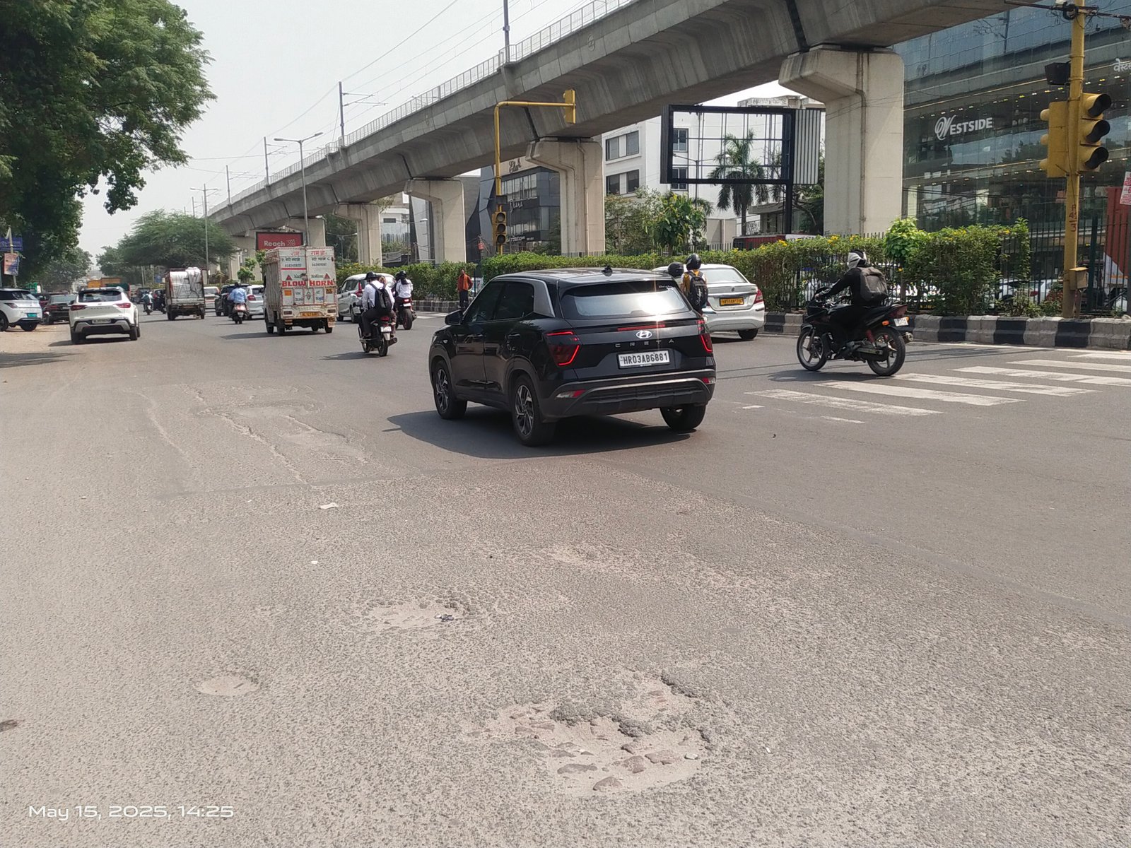 Rajouri Garden 4 B (Piller no 181)